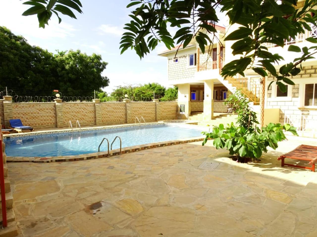 Diplomat Diani Beach Resort Eksteriør billede