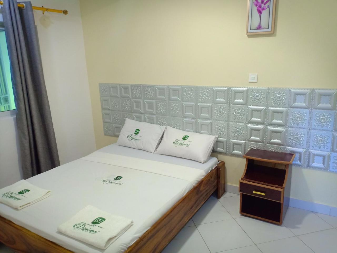 Diplomat Diani Beach Resort Eksteriør billede