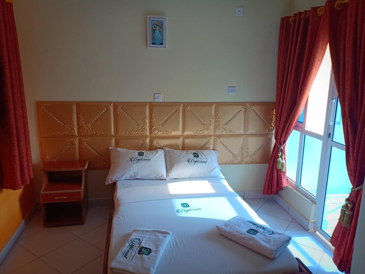 Diplomat Diani Beach Resort Eksteriør billede