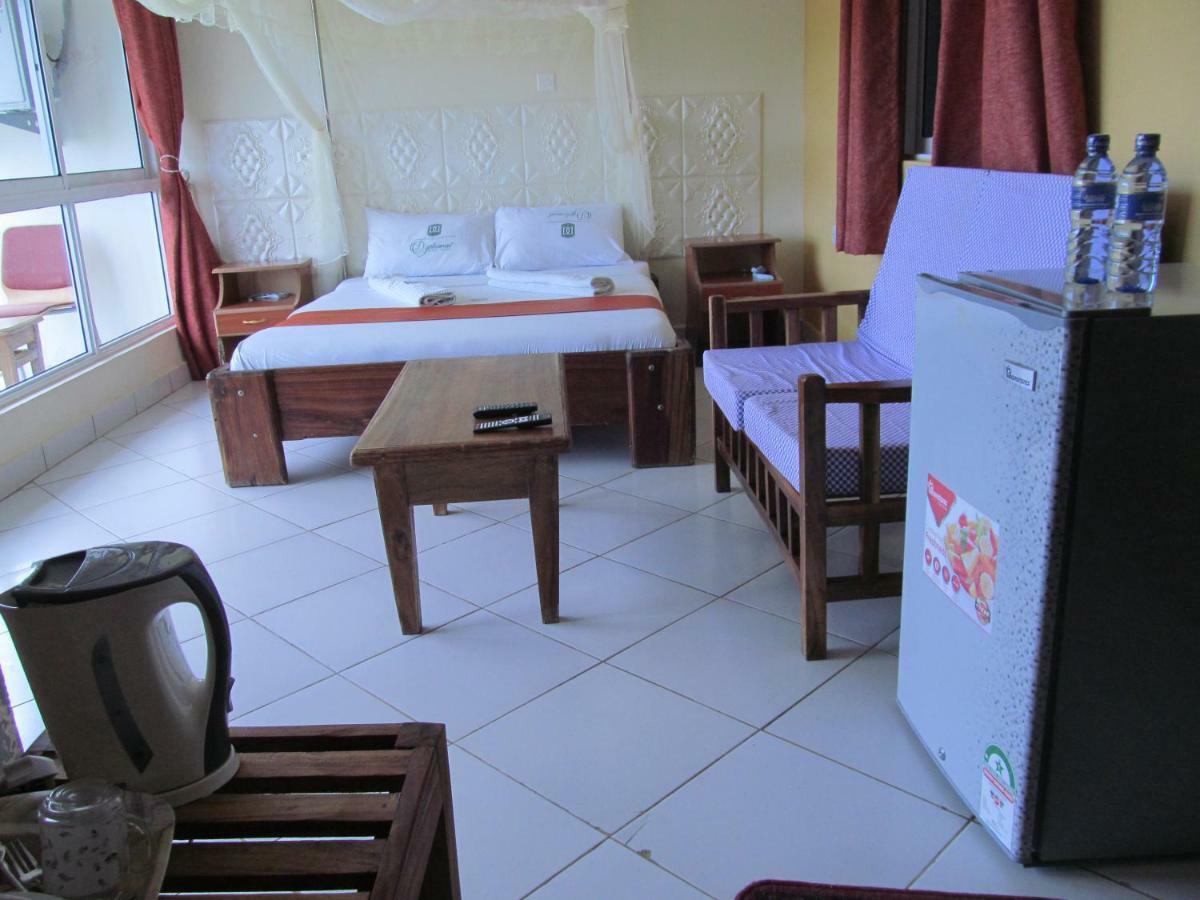 Diplomat Diani Beach Resort Eksteriør billede