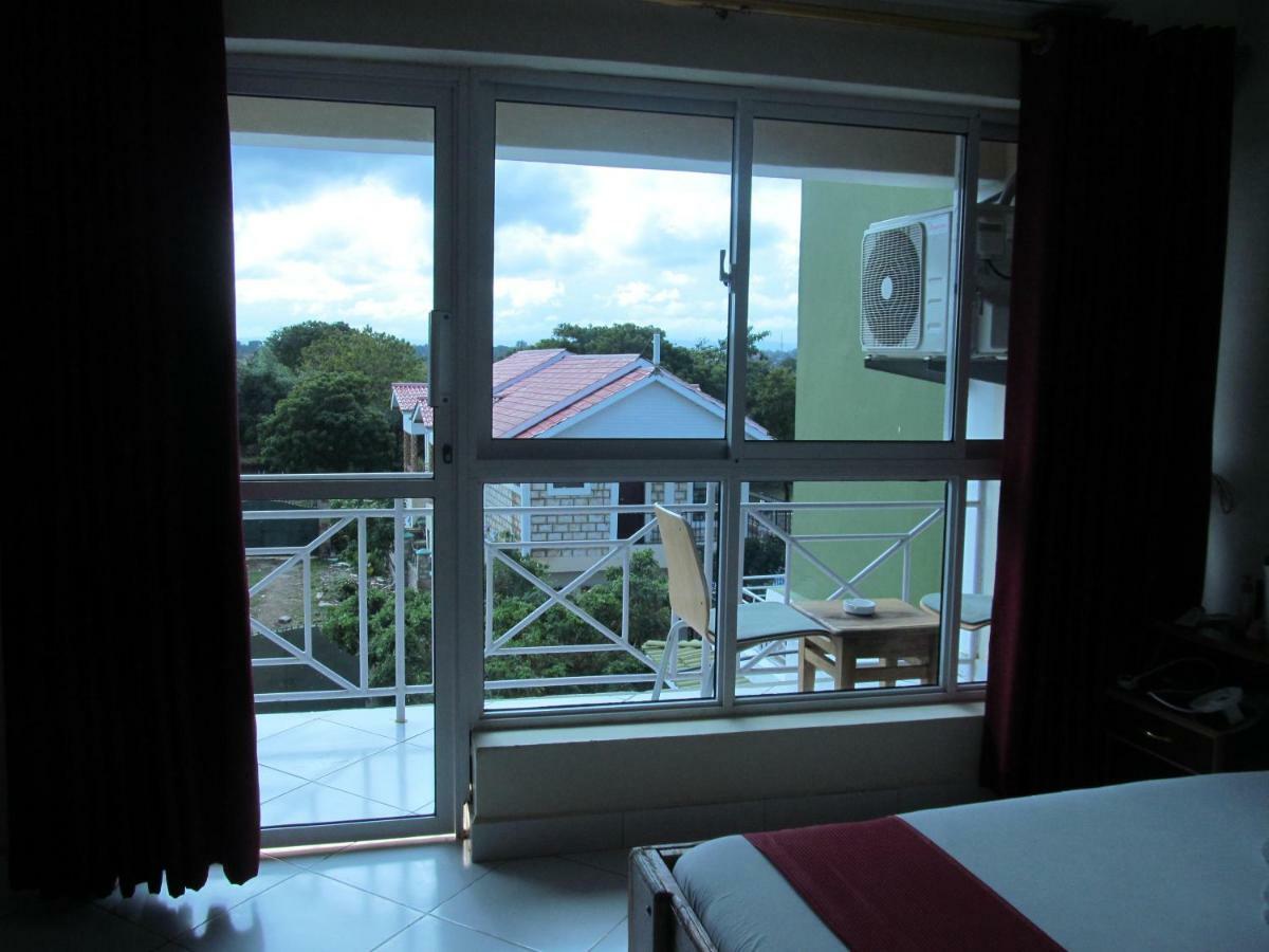 Diplomat Diani Beach Resort Eksteriør billede