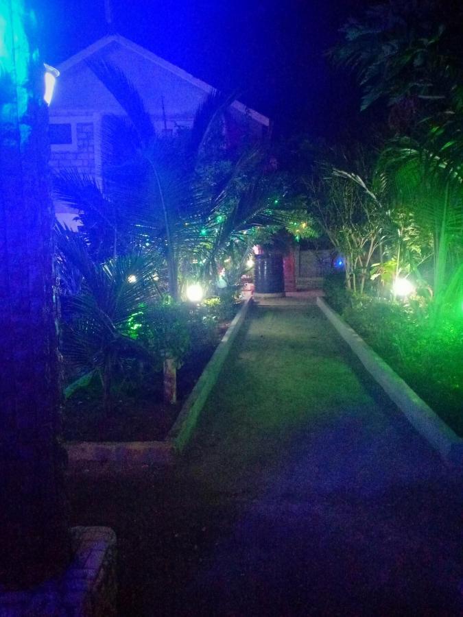 Diplomat Diani Beach Resort Eksteriør billede